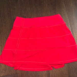 Lululemon Pace Rival Skirt! Size 4 in Red❤️